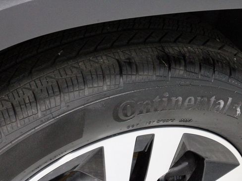 Used 2025 Mercedes-Benz GLB 250 GLB 250 image 20