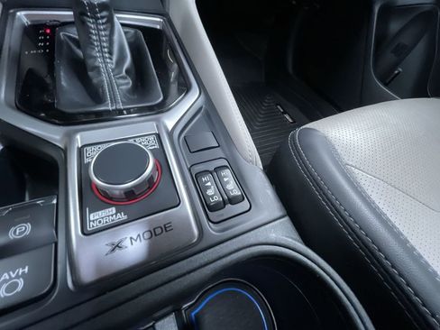 Used 2021 Subaru Forester Limited image 23