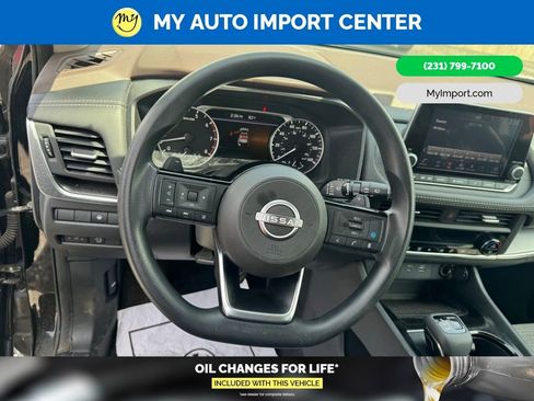 Used 2023 Nissan Rogue SV AWD/4WD image 7