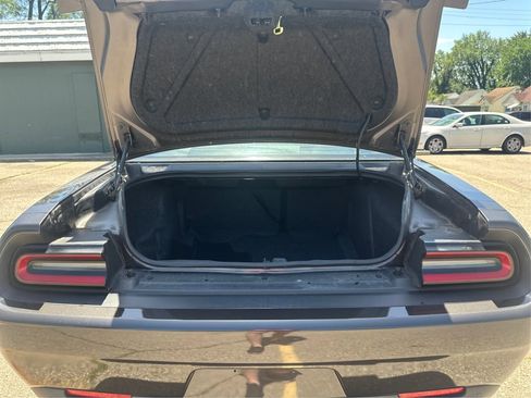 Used 2022 Dodge Challenger GT image 11