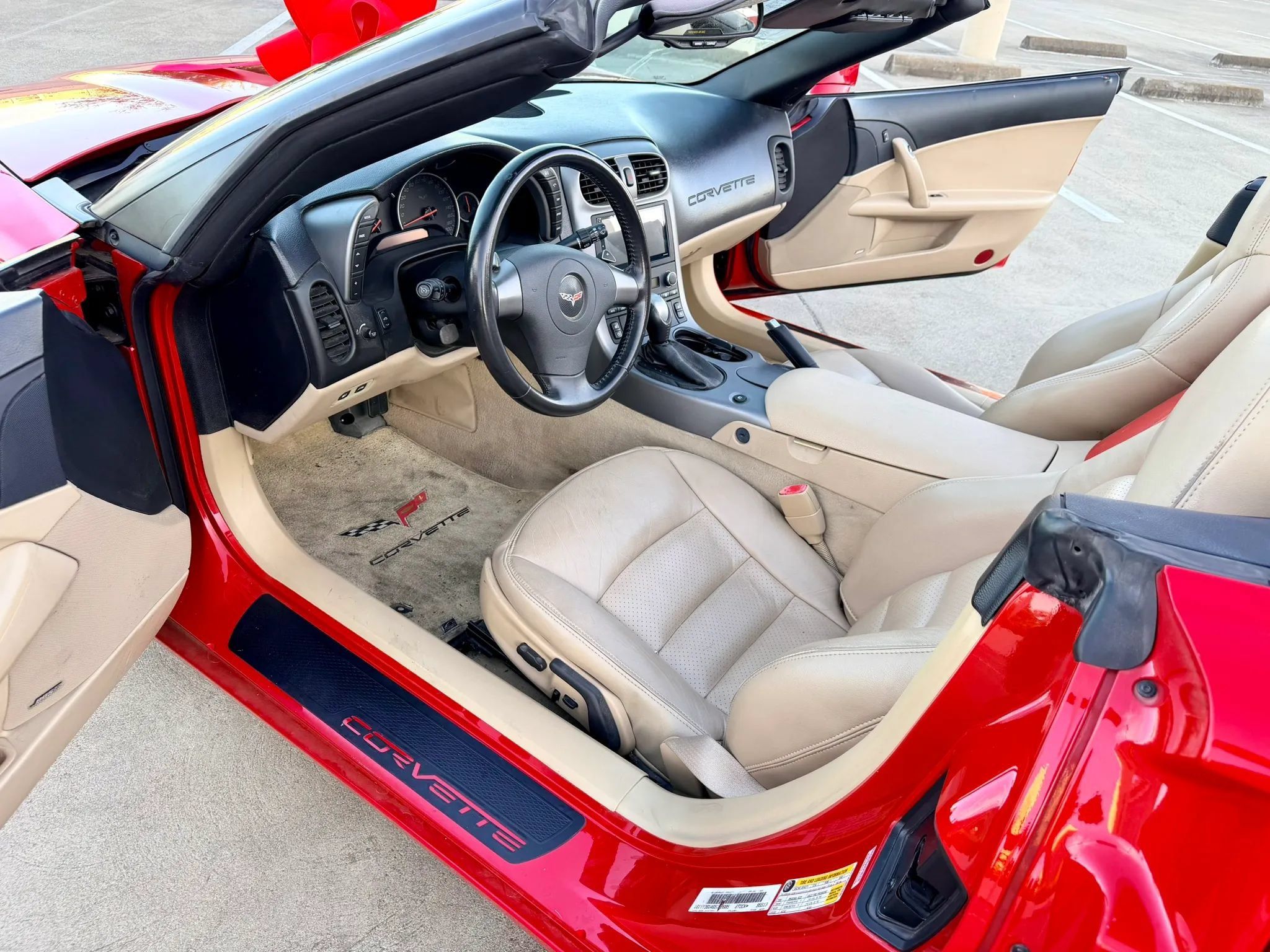 Used 2006 Chevrolet Corvette Convertible w/ Preferred Equipment Group RWD image 39