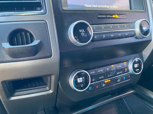 Used 2021 Ford Expedition XLT image 26