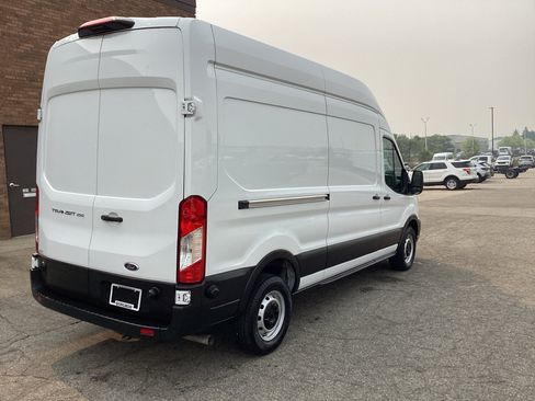 Used 2024 Ford Transit 250 148 High Roof RWD image 2