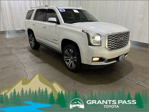 Used 2018 GMC Yukon Denali w/ Denali Ultimate Package AWD/4WD image 1