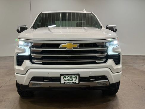 Used 2023 Chevrolet Silverado 1500 High Country w/ Technology Package AWD/4WD image 31