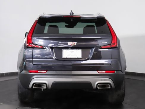 Used 2022 Cadillac XT4 Premium Luxury w/ Enhanced Visibility Package image 4