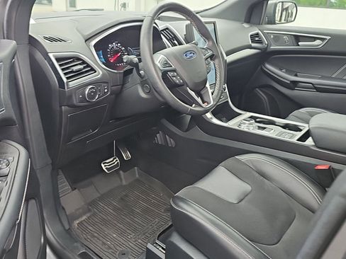 Used 2021 Ford Edge ST w/ Equipment Group 401A AWD/4WD image 12
