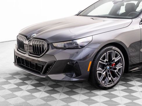 New 2026 BMW 530i xDrive w/ Executive Package image 35