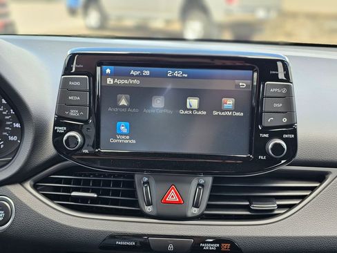 Used 2020 Hyundai Elantra GT w/ Style Package 02 FWD image 42
