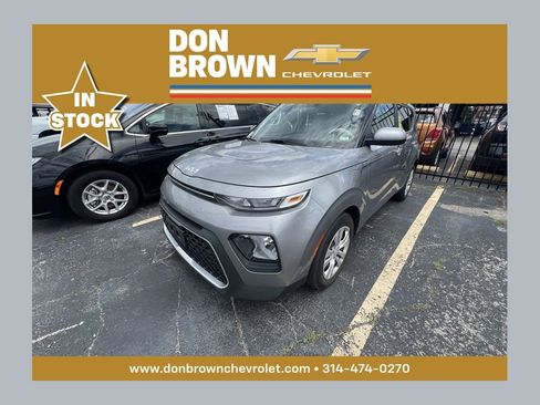 Used 2022 Kia Soul LX FWD image 1