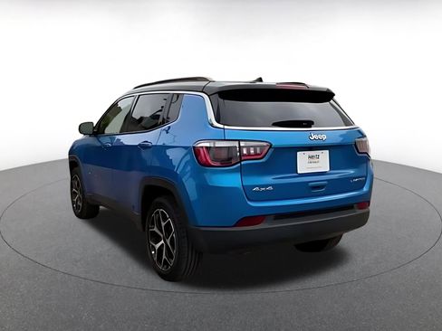 Used 2025 Jeep Compass Limited AWD/4WD image 16