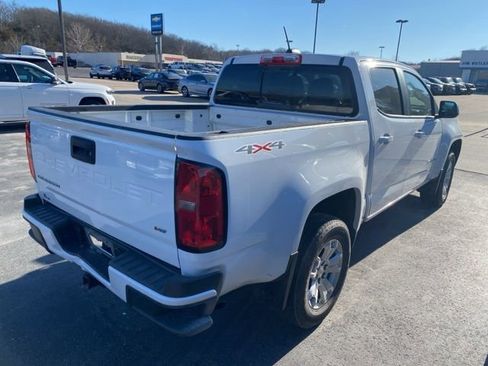 Used 2022 Chevrolet Colorado LT w/ Luxury Package image 5