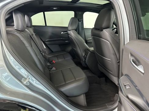 Used 2025 Cadillac XT4 Sport w/ LPO, Onyx Lite Package image 27