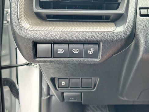 Used 2024 Toyota Prius XLE FWD image 29