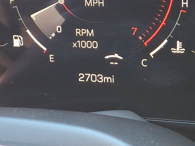 Used 2026 GMC Yukon AT4 AWD/4WD image 6