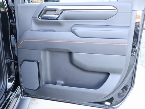 Used 2024 GMC Sierra 3500 AT4 w/ AT4 Preferred Package image 43