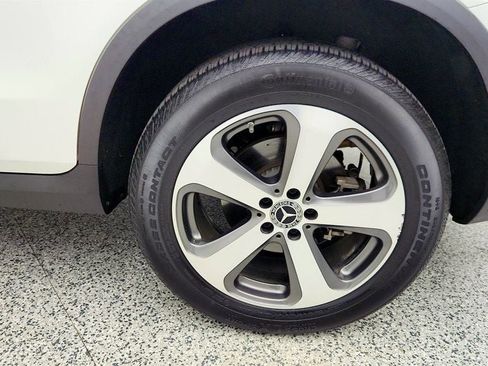 Used 2023 Mercedes-Benz GLC 300 4MATIC Coupe image 9