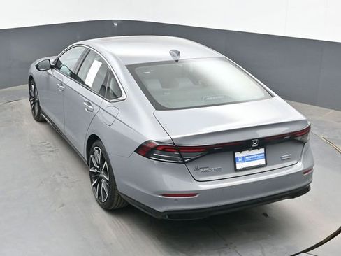 Certified 2025 Honda Accord Touring image 35
