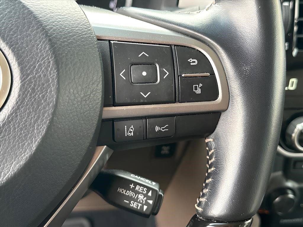 Used 2023 Lexus GX 460 Premium w/ Premium Package AWD/4WD image 28