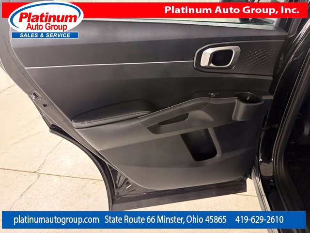 Used 2022 Kia Sorento S FWD image 30
