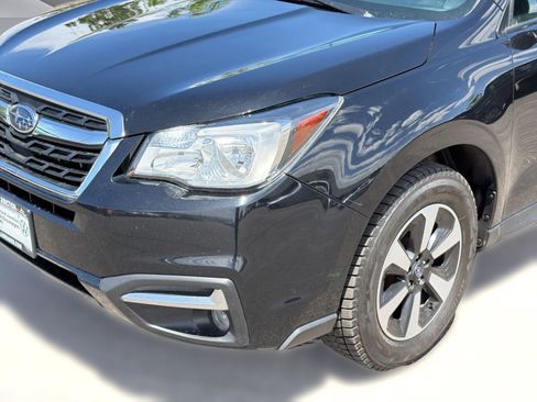 Used 2018 Subaru Forester 2.5i Premium AWD/4WD image 11