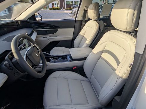 New 2026 Lincoln Nautilus Premier w/ Jet Appearance Package image 10