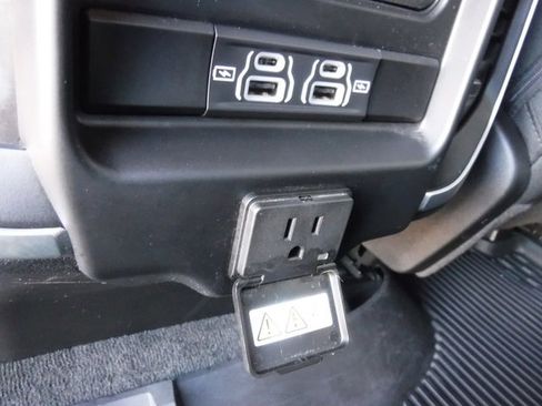 Certified 2022 RAM 1500 Big Horn image 47