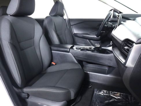 Used 2024 Nissan Rogue S image 37