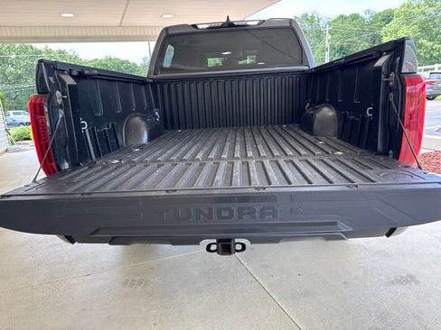 Used 2024 Toyota Tundra SR5 w/ SR5 Convenience Package AWD/4WD image 32