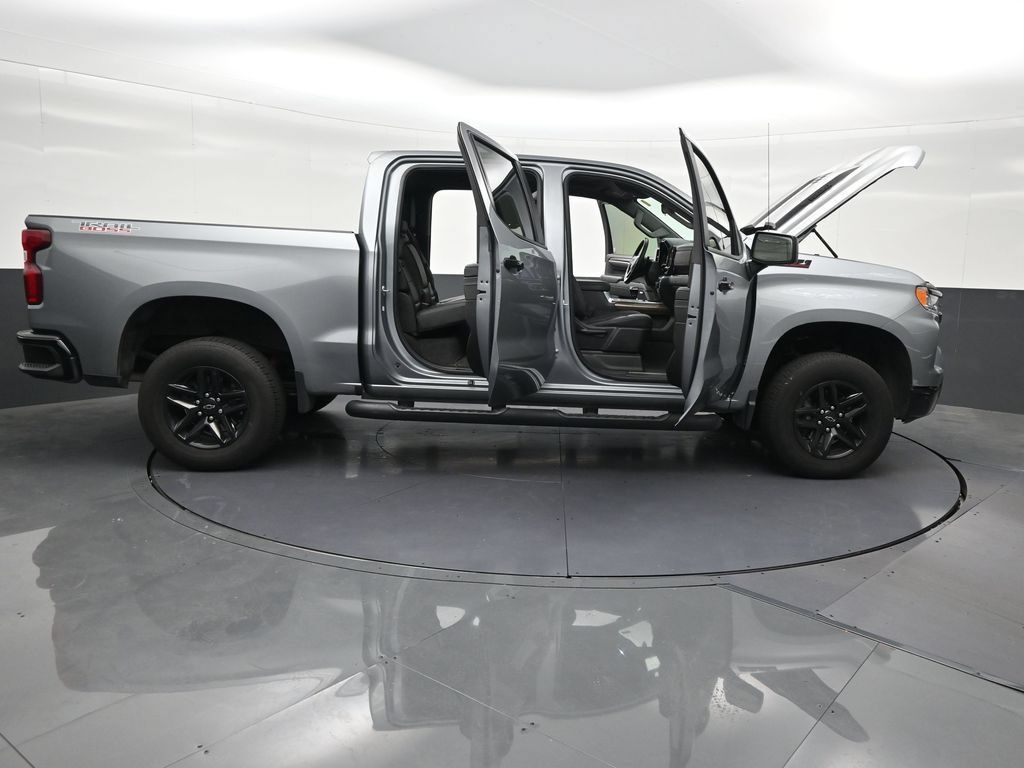 Used 2024 Chevrolet Silverado 1500 LT Trail Boss w/ Convenience Package II AWD/4WD image 33