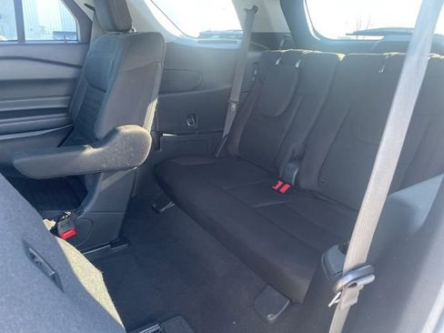 Used 2021 Ford Explorer XLT image 21