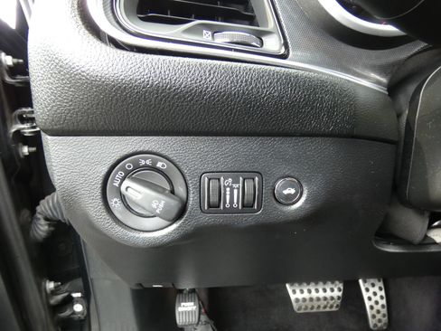 Used 2017 Dodge Challenger R/T Scat Pack w/ Dynamics Package image 71