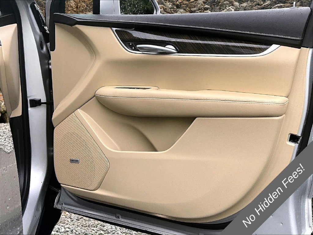 Used 2018 Cadillac XT5 AWD w/ LPO, Wheel Lock Package image 20