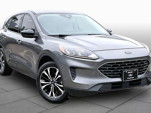 Used 2021 Ford Escape SE w/ SE Sport Appearance Package FWD image 2