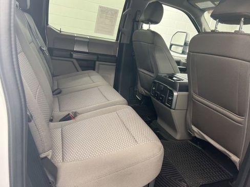 Used 2022 Ford F250 XLT w/ XLT Premium Package image 22