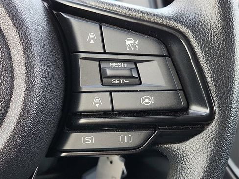 Certified 2024 Subaru Crosstrek 2.0i image 17