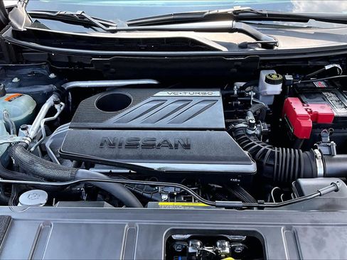 Used 2025 Nissan Rogue SV AWD/4WD image 31