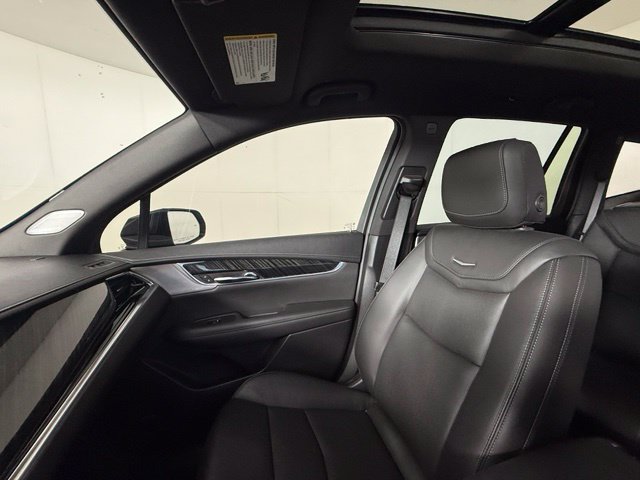 Used 2020 Cadillac XT6 Premium Luxury AWD/4WD image 15