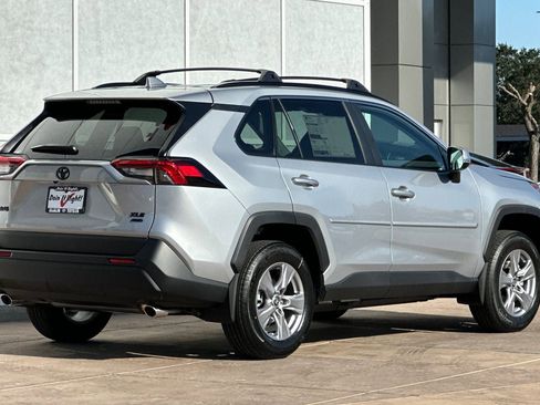 New 2025 Toyota RAV4 XLE image 4
