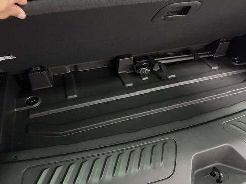 New 2026 GMC Yukon Elevation image 19