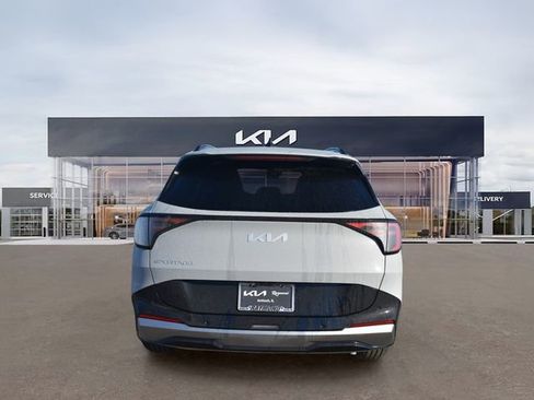 New 2026 Kia Sportage SX FWD image 5