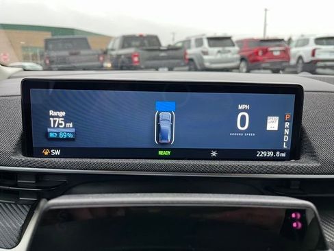 Used 2022 Ford Mustang Mach-E Premium image 33