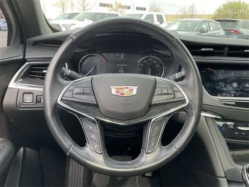 Used 2021 Cadillac XT5 Premium Luxury image 20