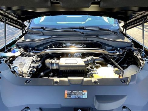 New 2025 Lincoln Aviator 2WD image 11