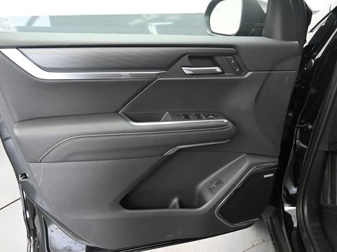 New 2026 GMC Acadia Elevation AWD/4WD image 17