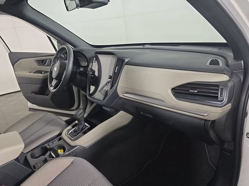 Certified 2025 Subaru Forester Premium AWD/4WD image 28