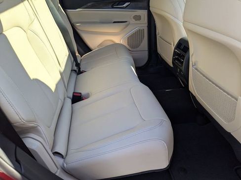 New 2026 Jeep Grand Cherokee Limited RWD image 30