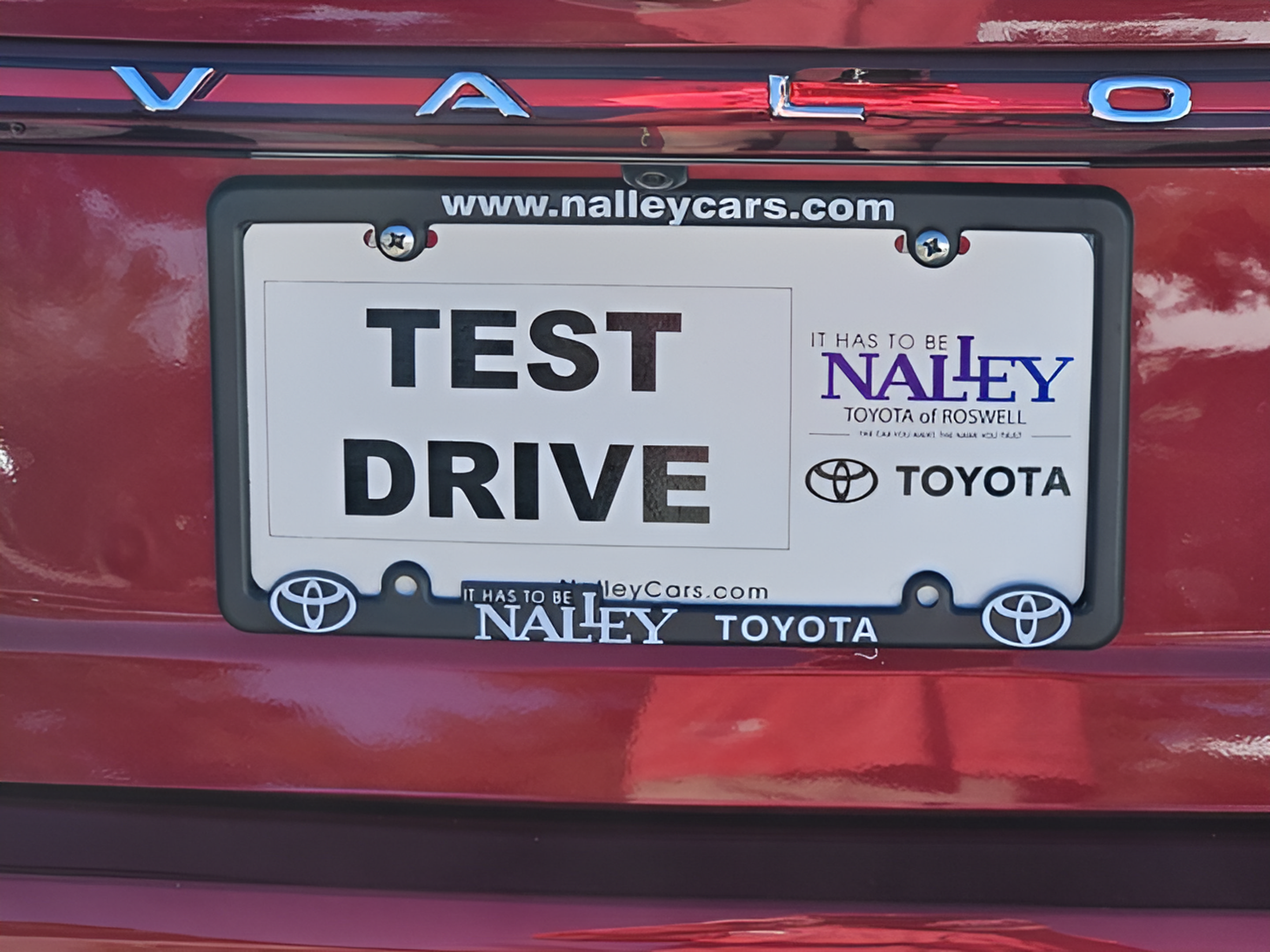 Certified 2022 Toyota Avalon Limited w/ Advanced Safety Package FWD image 34