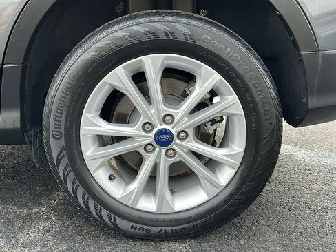 Used 2018 Ford Escape SEL image 14