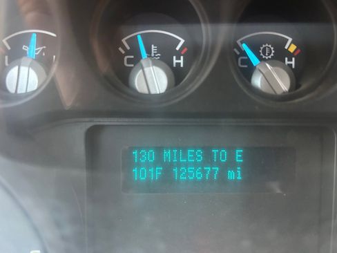 Used 2015 Ford F450 XL w/ Power Equipment Group image 16